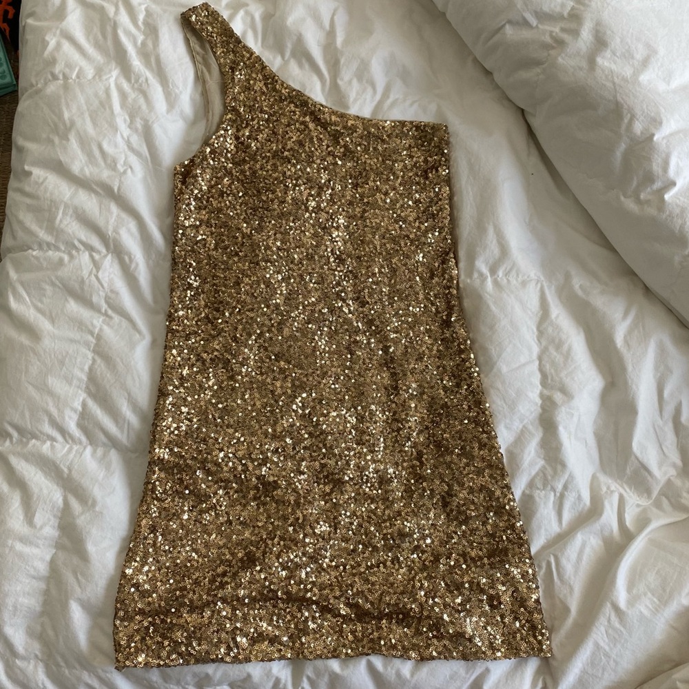 Alice + Olivia Sequin Gold One Strap dress SMALL